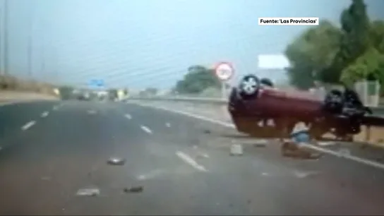 Se entrega el conductor fugado que provocó un grave accidente en Valencia tras ver las imágenes a través de las redes sociales Se entrega el conductor fugado que provocó un grave accidente en Valencia tras ver las imágenes a través de las redes sociales