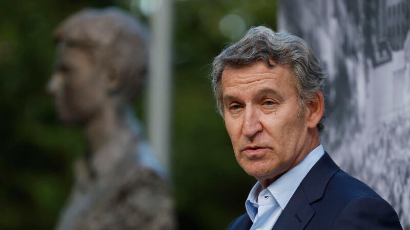 El presidente del Partido Popular (PP), Alberto Núñez Feijóo, durante un acto por el 28º aniversario del secuestro asesinato de Miguel Ángel Blanco.
