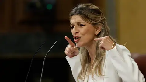 La vicepresidenta segunda y ministra de Trabajo, Yolanda Díaz, interviene durante el pleno en el Congreso de los Diputados, este miércoles. La vicepresidenta segunda y ministra de Trabajo, Yolanda Díaz, interviene durante el pleno en el Congreso de los Diputados, este miércoles.