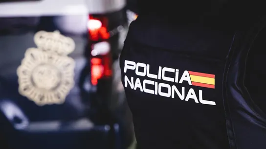 Imagen de archivo de un agente de la Policía Nacional Imagen de archivo de un agente de la Policía Nacional