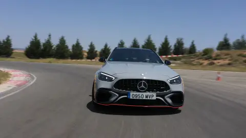 Mercedes-AMG C 63 S E Performance Estate Mercedes-AMG C 63 S E Performance Estate