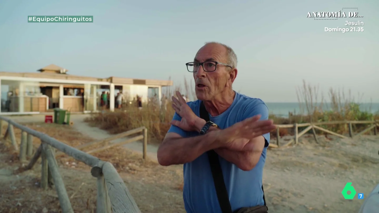 El Palmar, lugar sin licencias: así denuncia un aparcacoches la situación de los chiringuitos El Palmar, lugar sin licencias: así denuncia un aparcacoches la situación de los chiringuitos