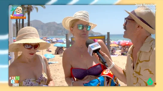 Una señora se lamenta porque ha "bajado" el glamur en Benidorm: "Los señores son muy barrigudos" Yonyi Arenas ha vuelto a las playas de benidormenses para conocer un poco más las costumbres de los bañistas que disfrutan de las playas de la ciudad valenciana.