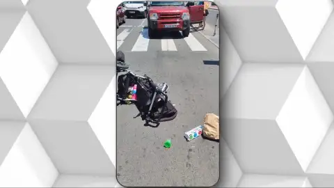 Un pique al volante casi termina en tragedia en Torrevieja (Alicante): un todoterreno arrolla un carrito de bebé en un paso de cebra Un pique al volante casi termina en tragedia en Torrevieja (Alicante): un todoterreno arrolla un carrito de bebé en un paso de cebra