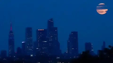 Luna de Ciervo en Nueva York Luna de Ciervo en Nueva York