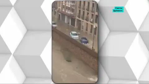 La DANA golpea fuertemente Tarazona (Zaragoza) con inundaciones en pleno centro de la localidad La DANA golpea fuertemente Tarazona (Zaragoza) con inundaciones en pleno centro de la localidad