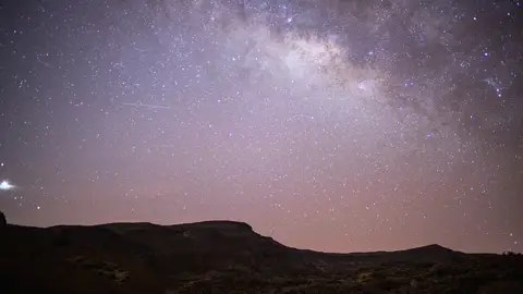 Estrellas en el Parque Nacional del Teide Estrellas en el Parque Nacional del Teide