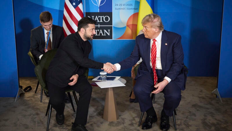El presidente de Ucrania, Volodimir Zelenski, y el norteamericano, Donald Trump, en una imagen de archivo.