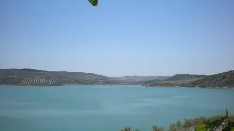 Embalse de Vadomojón Embalse de Vadomojón