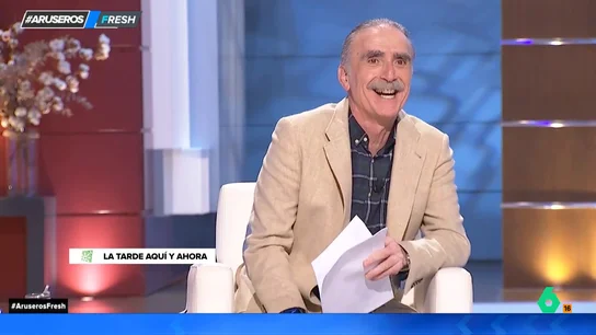 La divertida regañina de Juan y Medio a una de sus compañeras del programa: "¡La experiencia es un grado!" La divertida regañina de Juan y Medio a una de sus compañeras del programa: "¡La experiencia es un grado!"