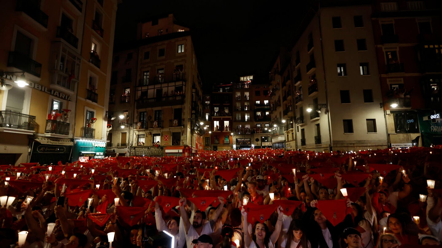 Pamplona se despide de los Sanfermines de 2025 con el 'Pobre de mí'