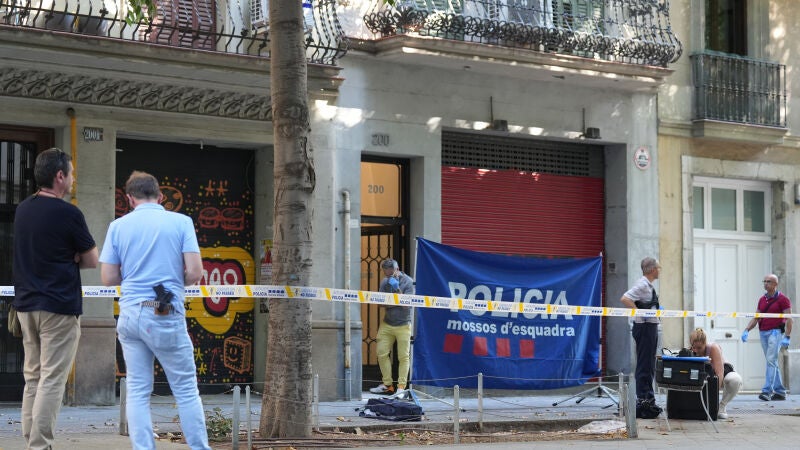 Zona de los hechos acordonada por los Mossos d'Esquadra, a 15 de julio de 2025, en Barcelona