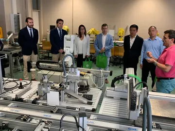 Visita a la UJA de responsables de la empresa china Tianneng Visita a la UJA de responsables de la empresa china Tianneng