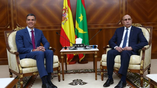 El presidente del Gobierno, Pedro Sánchez, junto al presidente de la República Islámica de Mauritania, Mohamed Cheikh El Ghazouani El presidente del Gobierno, Pedro Sánchez, junto al presidente de la República Islámica de Mauritania, Mohamed Cheikh El Ghazouani