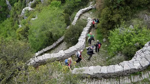 Ruta de senderismo en Zagori Ruta de senderismo en Zagori