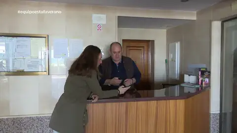 Habla el portero de un edificio que se usaban para estafar en Benidorm: "Venías familias con hijos por un piso que no existía" Habla el portero de un edificio que se usaban para estafar en Benidorm: "Venías familias con hijos por un piso que no existía"
