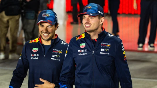 Sergio Pérez y Max Verstappen Sergio Pérez y Max Verstappen