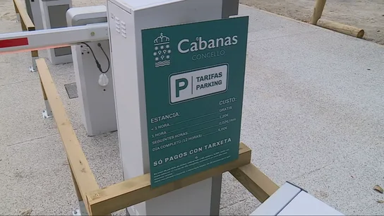 Parking de pago en la playa de Cabanas (A Coruña) Parking de pago en la playa de Cabanas (A Coruña)