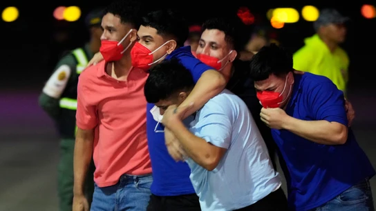 Venezuela recibe a 252 ciudadanos presos en la macrocárcel de Bukele en El Salvador tras un histórico intercambio con EEUU. Venezuela recibe a 252 ciudadanos presos en la macrocárcel de Bukele en El Salvador tras un histórico intercambio con EEUU