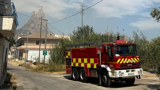 Un nuevo incendio golpea España: los Bomberos trabajan en la extinción de un fuego en Monteagudo (Murcia) Un nuevo incendio golpea España: los Bomberos trabajan en la extinción de un fuego en Monteagudo (Murcia)