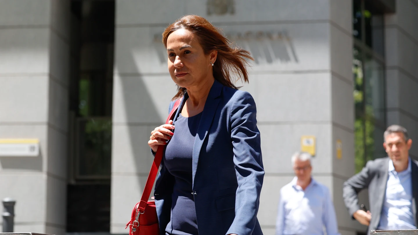 La expresidenta de Adif Isabel Pardo de Vera sale de la Audiencia Nacional. La expresidenta de Adif Isabel Pardo de Vera sale de la Audiencia Nacional.