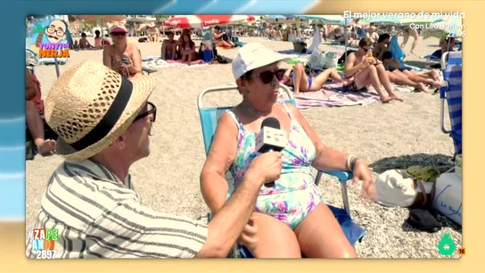 Yonyi Arenas visita las playas de Nerja, escenario de 'Verano Azul' Yonyi Arenas visita las playas de Nerja, escenario de 'Verano Azul'