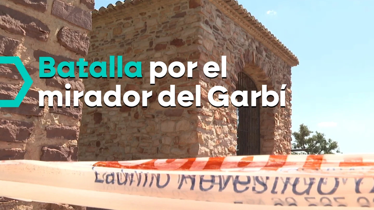 Batalla por el mirador del Garbí: un concejal de Vox compra el terreno para montar un chiringuito, mientras el Ayuntamiento lo niega Batalla por el mirador del Garbí: un concejal de Vox compra el terreno para montar un chiringuito, mientras el Ayuntamiento lo niega