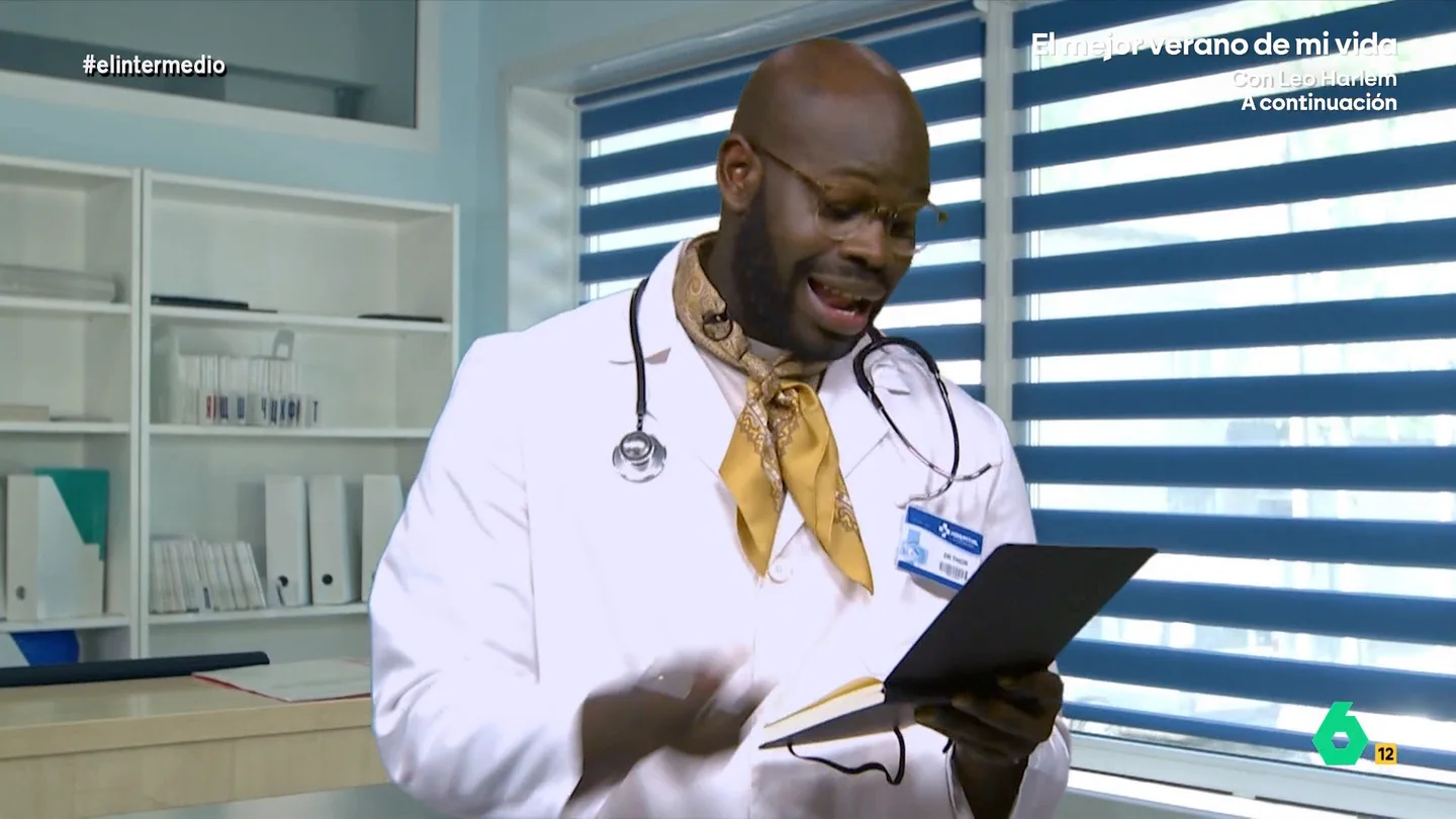 Lamine Thior examina las teorías médicas más racistas: de explicar la "negricidad" a justificar la esclavitud Lamine Thior analizaba en esta edición de 'Microrracismos' las teorías médicas más racistas, desde la que hablaba de una enfermedad de los esclavos que les hacía huir de sus amos, a asegurar que hay negros por una variante de la lepra.