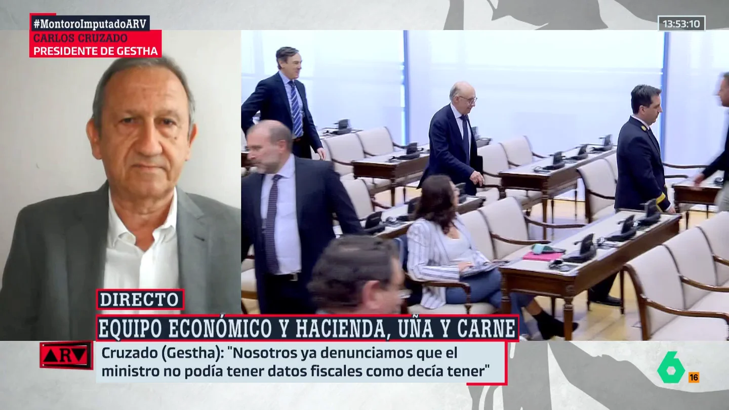 Carlos Cruzado (Gestha) explica cómo pudieron fallar los controles en el 'caso Montoro': "Hablamos de la cúpula del Ministerio, era difícil" Carlos Cruzado (Gestha) explica cómo pudieron fallar los controles en el 'caso Montoro': "Hablamos de la cúpula del Ministerio, era difícil"