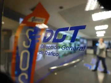 Sala de pantallas de la DGT Sala de pantallas de la DGT
