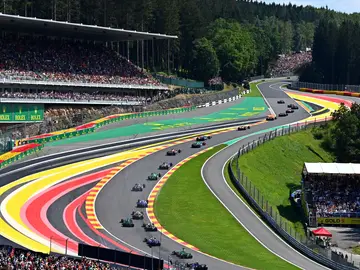 Eau Roug, la curva más famosa del circuito de Spa-Francorchamps Eau Roug, la curva más famosa del circuito de Spa-Francorchamps