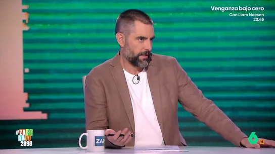 Dani Mateo, al ver cómo María Gómez imita a los animales: "Es un toro durante el sacrificio" Dani Mateo, al ver cómo María Gómez imita a los animales: "Es un toro durante el sacrificio"