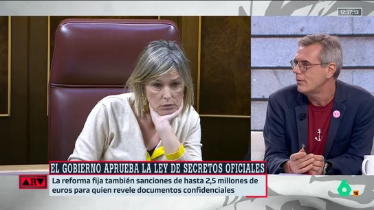 Pedro Vallín confiesa que le parece "peligroso" que la ley de secretos oficiales introduzca sanciones que van "a por el mensajero" Pedro Vallín confiesa que le parece "peligroso" que la ley de secretos oficiales introduzca sanciones que van "a por el mensajero"