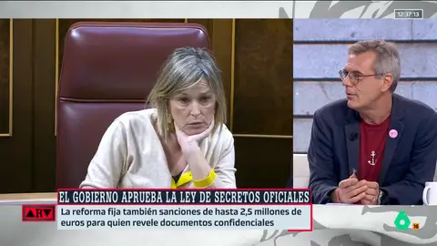 Pedro Vallín confiesa que le parece "peligroso" que la ley de secretos oficiales introduzca sanciones que van "a por el mensajero" Pedro Vallín confiesa que le parece "peligroso" que la ley de secretos oficiales introduzca sanciones que van "a por el mensajero"