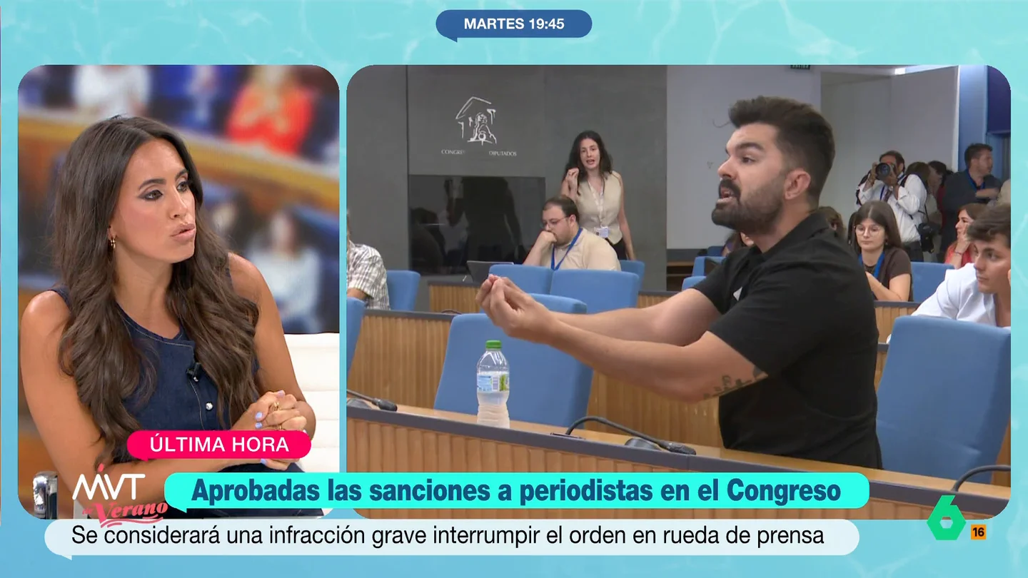 Marina Valdés, tajante sobre los agitadores en el Congreso: "Los periodistas no podemos ser políticos ni intentos de ello" Marina Valdés, tajante sobre los agitadores en el Congreso: "Los periodistas no podemos ser políticos ni intentos de ello"