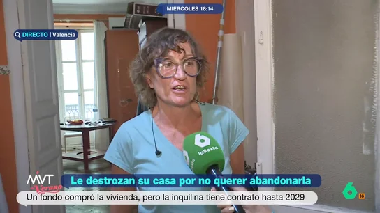 Una inquilina se resiste a irse y encuentra sus cosas tiradas por la escalera: "Me han robado incluso las pocas joyas que tengo" Más Vale Tarde habla con María Jesús, una vecina del barrio de El Carmen, en Valencia, cuya casa ha sido destrozada después de que un fondo buitre haya comprado su edificio. Asegura que el contrato de salida que le plantean es un "contrato trampa".