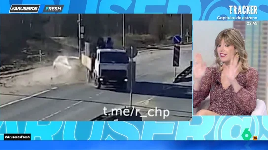 ¿Quién tiene la culpa en este accidente de tráfico, el camión o el coche? Los aruser@s votan... y no se ponen de acuerdo ¿Quién tiene la culpa en este accidente de tráfico, el camión o el coche? Los aruser@s votan... y no se ponen de acuerdo