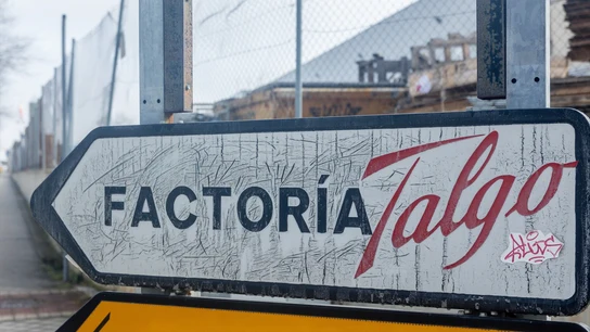Imagen de archivo de un cartel que indica la sede de Talgo Imagen de archivo de un cartel que indica la sede de Talgo