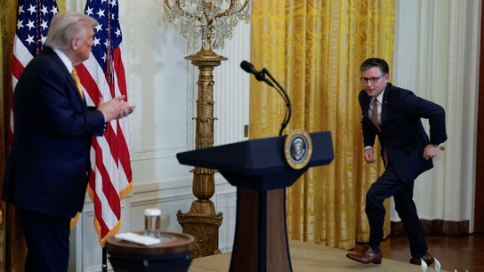 El presidente de la Cámara de Representantes de Estados Unidos, Mike Johnson, con el presidente Donald Trump El presidente de la Cámara de Representantes de Estados Unidos, Mike Johnson, con el presidente Donald Trump