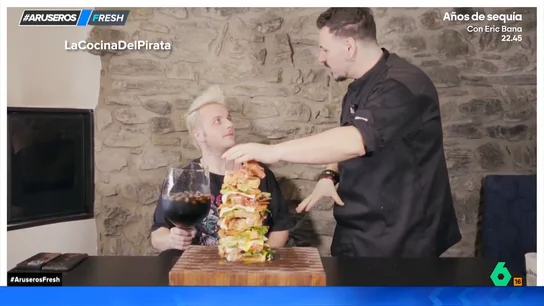 Este español es el hombre que más come de Europa: así ingiere 38.000 kcal y engorda 8 kg en 12 horas Este español es el hombre que más come de Europa: así ingiere 38.000 kcal y engorda 8 kg en 12 horas