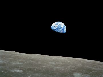 Fotografía de la Tierra tomada por el asutronauta Bill Anders, a bordo del Apolo 8, en 1968