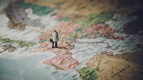 Mapa de europa con figura humana