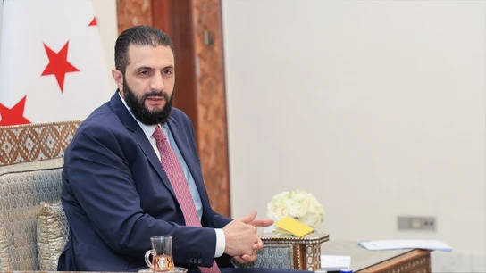 El presidente de transición de Siria y líder del grupo yihadista sirio Hayat Tahrir al Sham (HTS), Ahmed Husein al Shara. El presidente de transición de Siria y líder del grupo yihadista sirio Hayat Tahrir al Sham (HTS), Ahmed Husein al Shara.