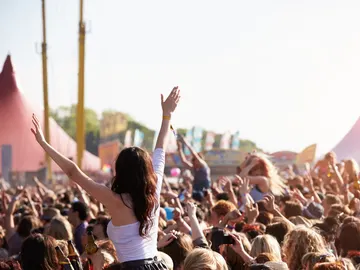 Público en un festival de música Público en un festival de música