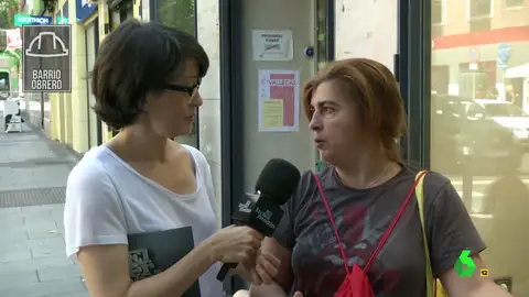 El problema de una mujer de barrio obrero para cuidar a sus hijos en verano: "No podemos contratar a nadie y los abuelos son mayores" El problema de una mujer de barrio obrero para cuidar a sus hijos en verano: "No podemos contratar a nadie y los abuelos son mayores"
