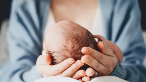 Bebé recién nacido Bebé recién nacido