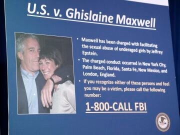 Ghislaine Maxwell, con Jeffrey Epstein