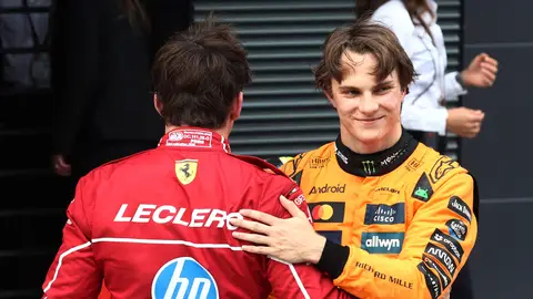 Charles Leclerc y Oscar Piastri tras la clasificación del GP de Hungría Charles Leclerc y Oscar Piastri tras la clasificación del GP de Hungría