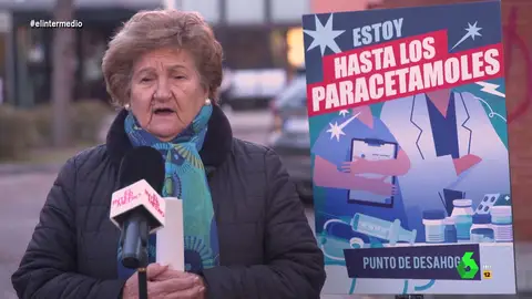 Una mujer, sobre la sanidad: "Los mayores de 70 años no tenemos médico de urgencia, tardamos una hora en llegar al clínico" Una mujer, sobre la sanidad: "Los mayores de 70 años no tenemos médico de urgencia, tardamos una hora en llegar al clínico"