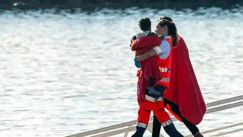 Llegan a Gijón los primeros 10 menores migrantes no acompañados Llegan a Gijón los primeros 10 menores migrantes no acompañados